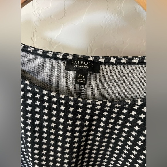 Talbots|Check Jacquard Knit Top in Black & White, Tie Details—Size 2X Petite - Picture 9 of 13